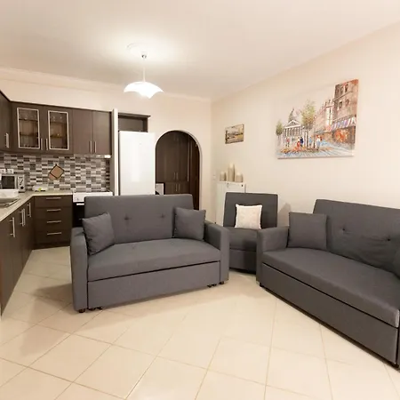 Nikorina Apts *