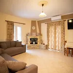 شقة Nikorina Apts