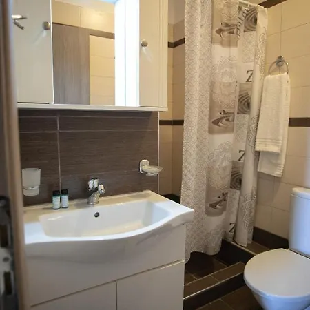 Nikorina Apts